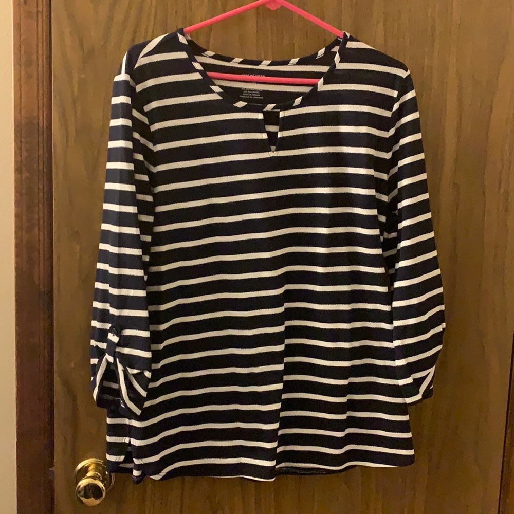 NWT van heusen top